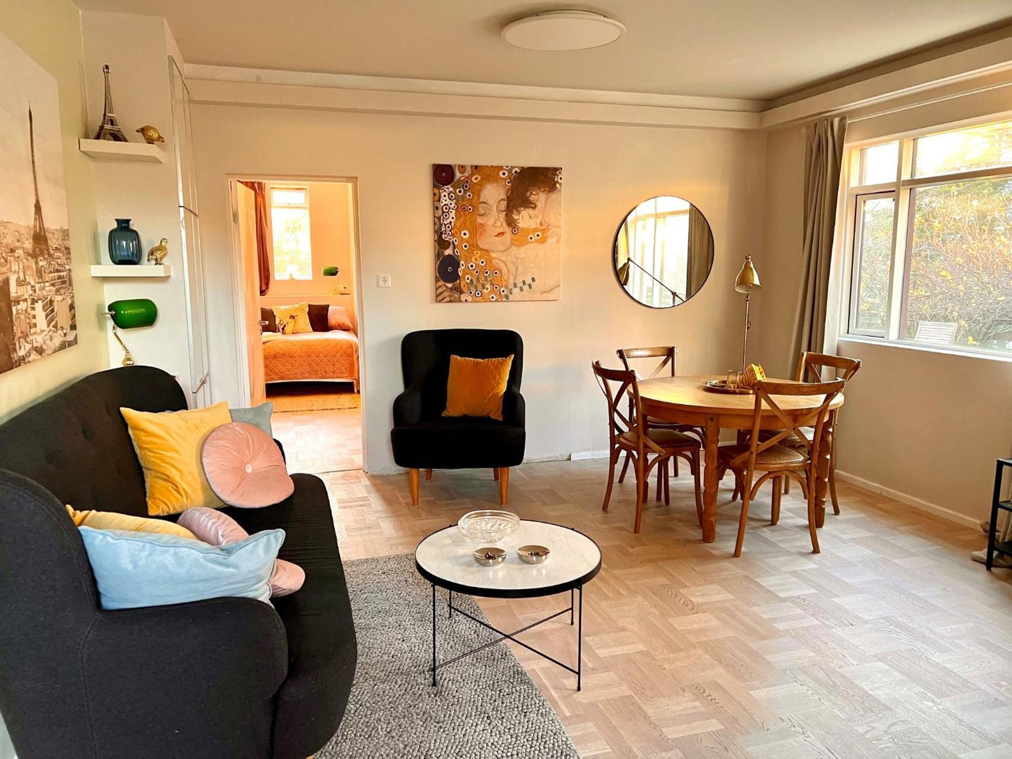 Casa Disa - Apartments A Boutique Guesthouse In Reykjavik City'S Central Park And Botanical Garden In Laugardalur, Hot-Spring-Valley Extérieur photo